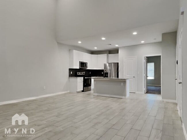 Photo - 15840 Forest Dr