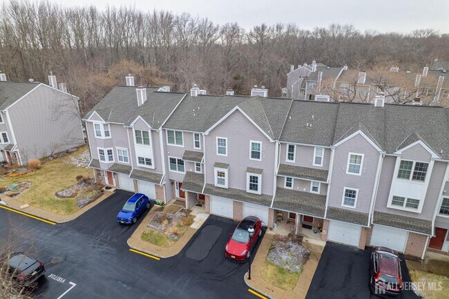 Photo - 117 N Barrow Pl