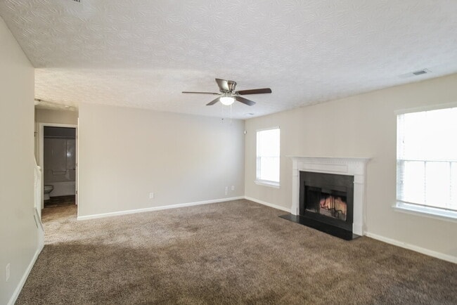 Photo - 296 Millstone Dr