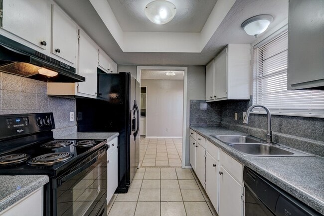 Photo - 3 bed 2 bath duplex in Midwest City