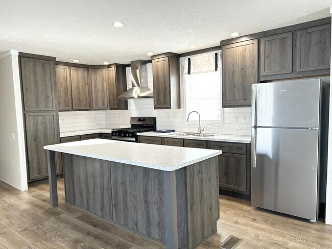 Photo - 29909 Flushing Dr