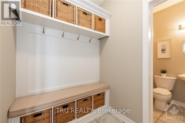 Photo - 347 Ardmore St