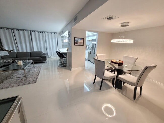 Photo - 18071 Biscayne Blvd Unit 1801