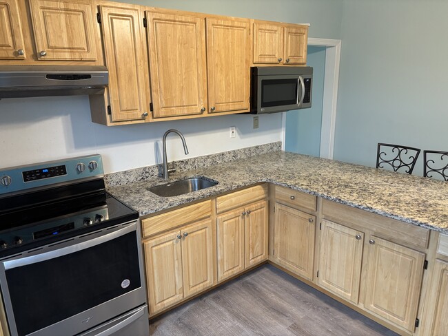 Photo - 2327 Main St Unit 3rd