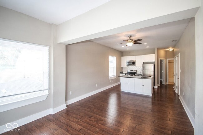 Photo - 2029 N College Ave Unit B