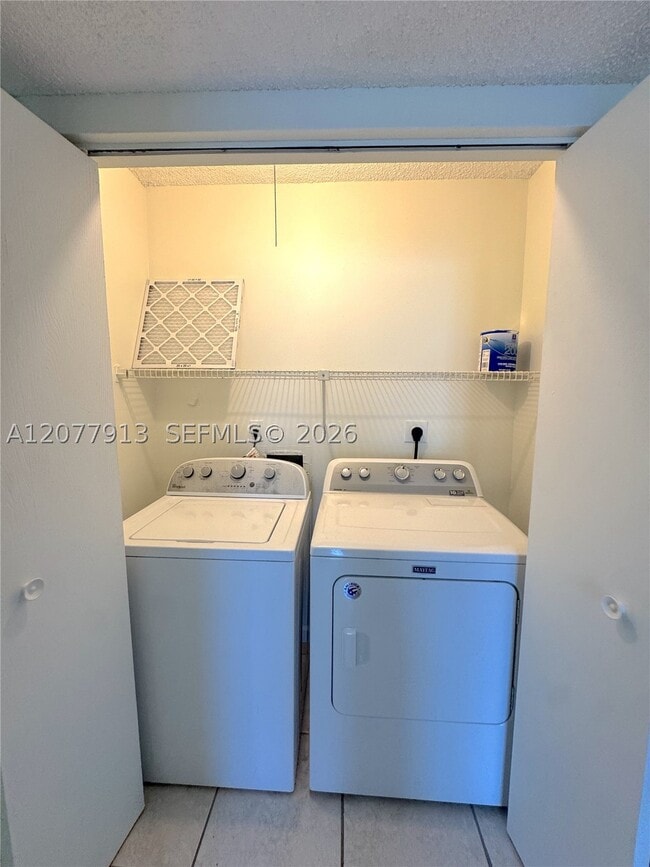 3252 Coral Lake Dr Unidad 3252