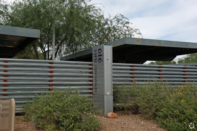 Photo - Silverado Flats