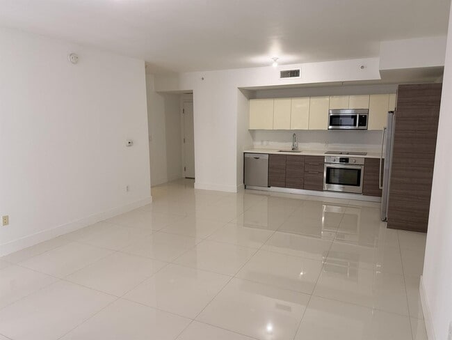 Photo - 1010 SW 2nd Ave Unit 1107