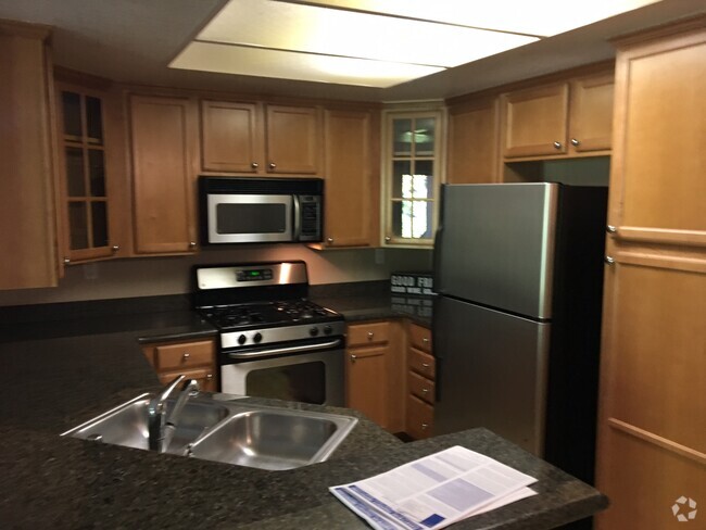Building Photo - 12510 Carmel Creek Rd Unit 190 Rental