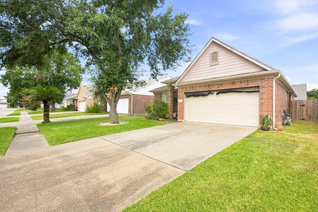 Photo - 2910 Green Valley Trail Dr