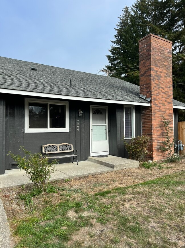 Photo - 2394 Lodgepole Dr SE House