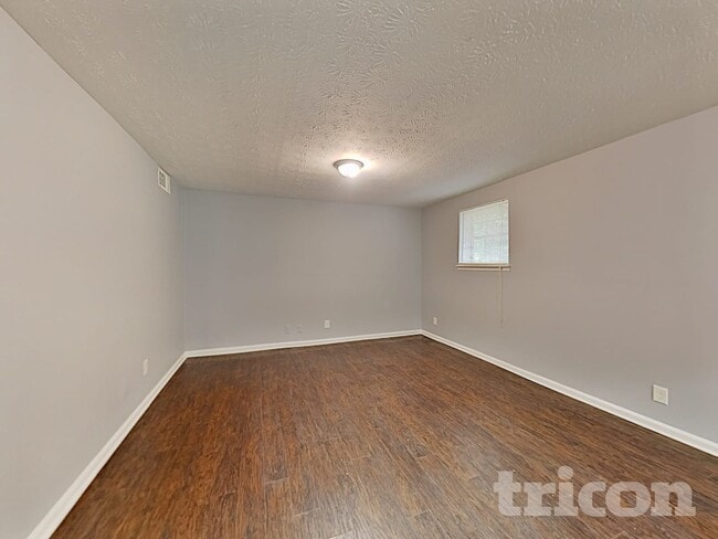 Photo - 3060 Orbit Cir