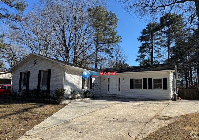 Building Photo - Newly RENOVATED ranch in Decatur Rental