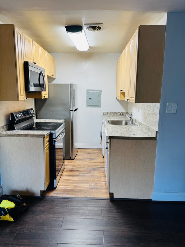 Building Photo - 5601 Parker House Ter Unit 218