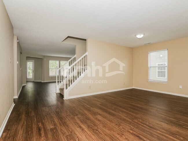 13912 Meadow Lake Dr