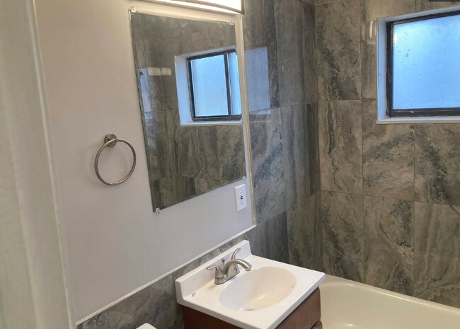 Photo - 17500 Euclid Ave Unit 118