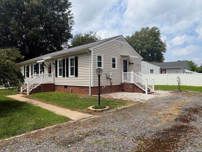 Building Photo - 5512 Gunshop Ln