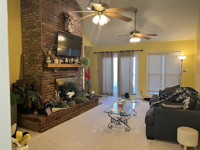Photo - 2323 Free State Ln