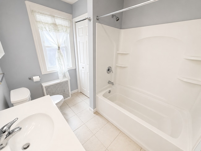 Photo - 1538 W Chew St