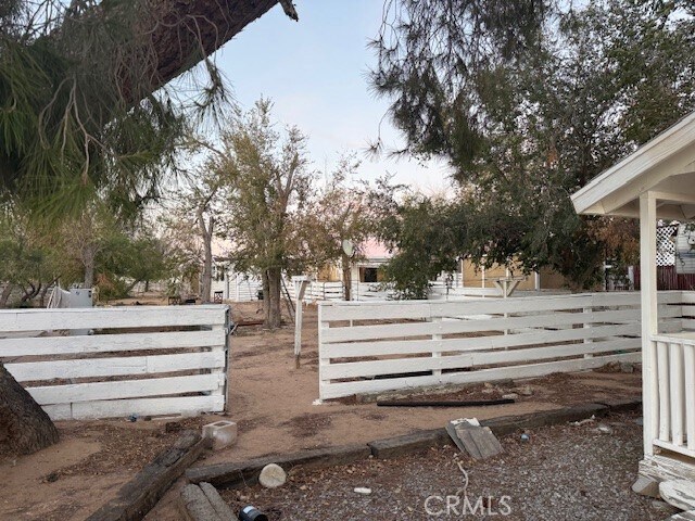 Photo - 16100 Navajo Rd