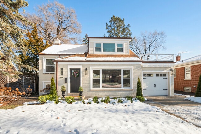 Building Photo - 141 N Peck Ave