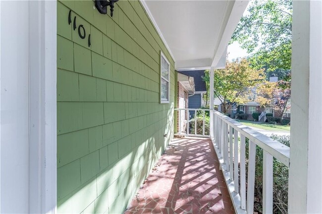 Photo - 1101 Old Saybrook Ct