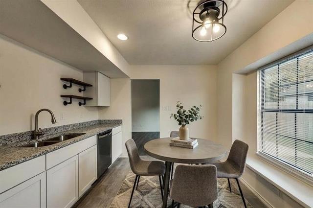 Photo - 6730 Fire Hill Dr