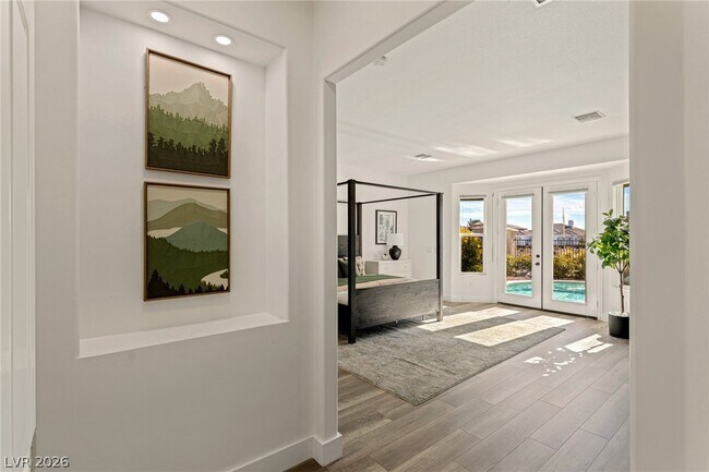 Photo - 9421 Queen Charlotte Dr