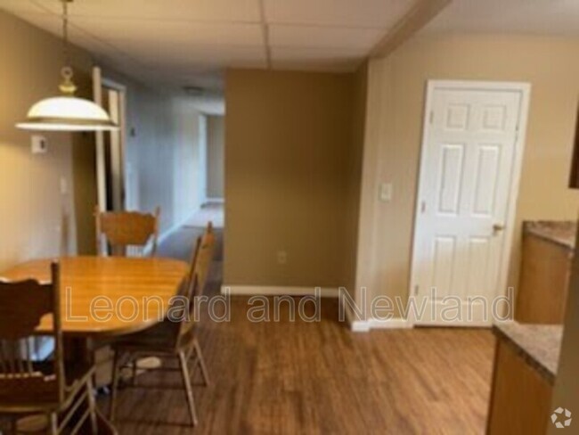 Building Photo - 433 Wheeling Ave Rental