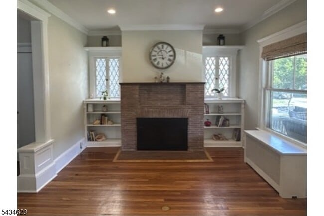Photo - 186 Godwin Ave