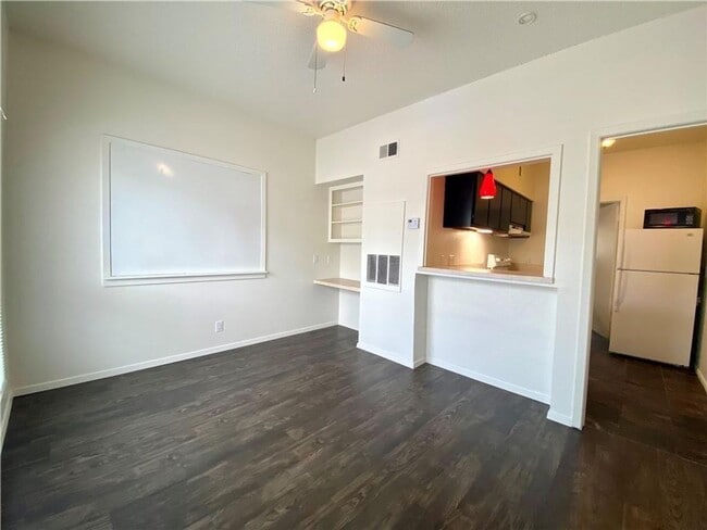 Photo - 3000 Guadalupe St