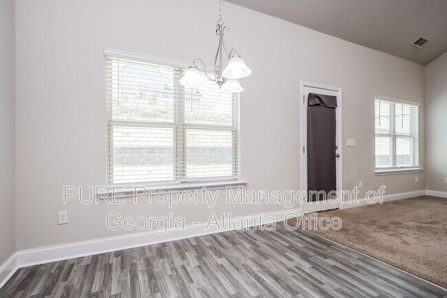 Photo - 155 Mandy Ln