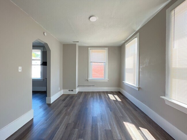 Photo - 1548 Lingo St Unidad 2