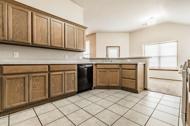 Photo - 2209 SW 137th Pl