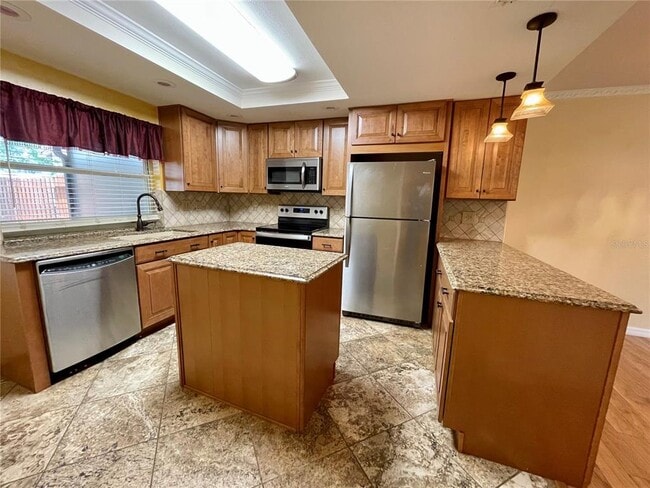 Photo - 14803 Lake Forest Dr