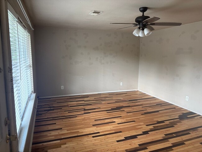 Photo - $1,500 Move-In Special