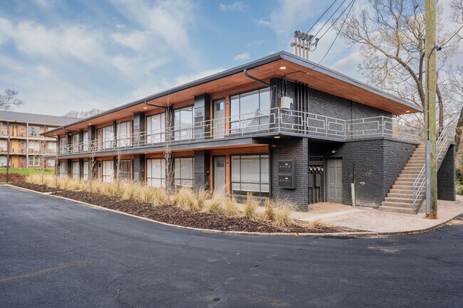 Photo - Highland Riviera Apartments