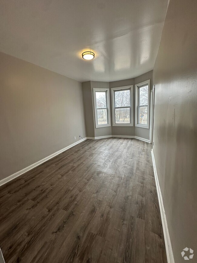Building Photo - 1246 W 50th St Unit 2 Rental