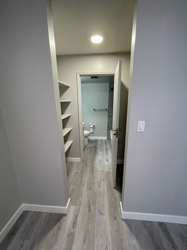 Photo - 13516-102 102 St NW Unité 103