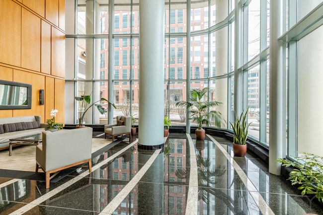 Photo - 345 N La Salle Dr Unit 1804