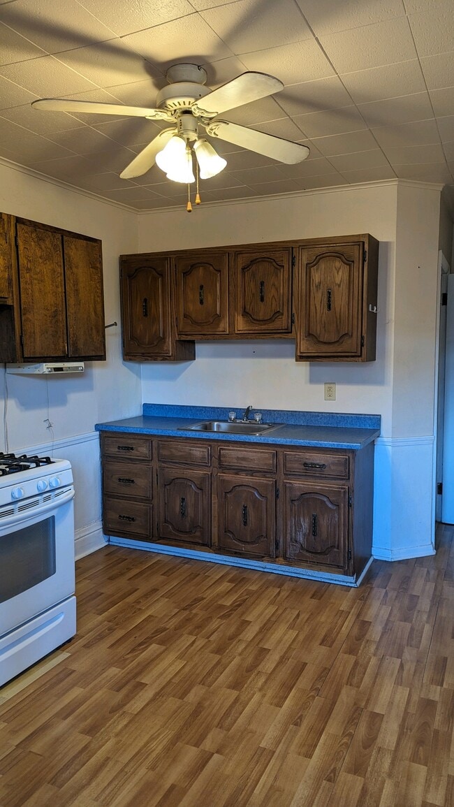 Photo - 730 Maplewood Ave