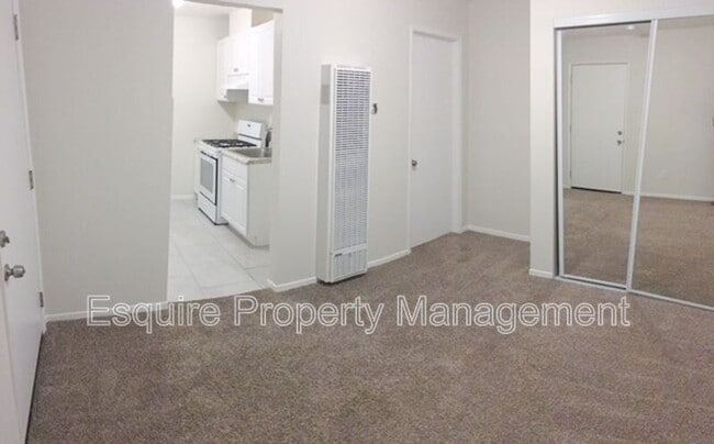 Photo - 309 HILL St Unit #100