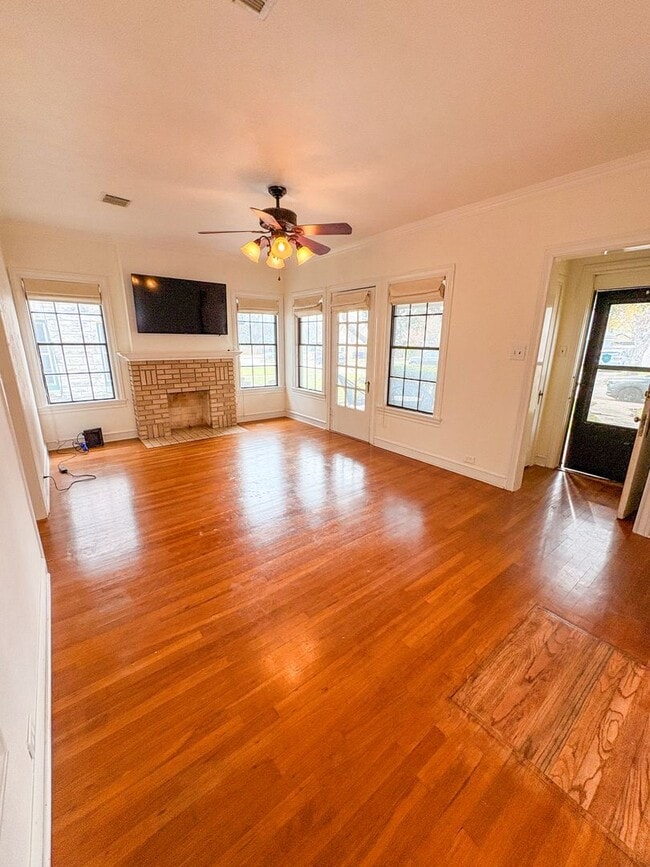 Photo - 515 N 32nd St