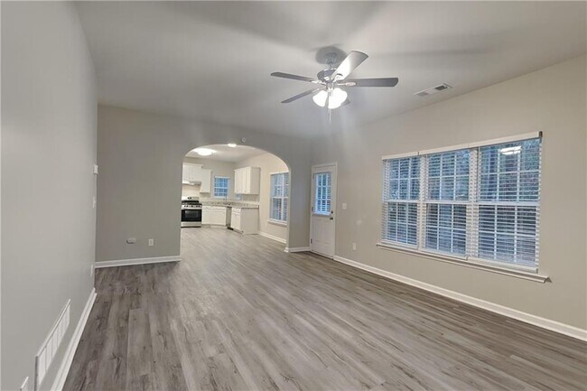 Photo - 15 Jessica Ln