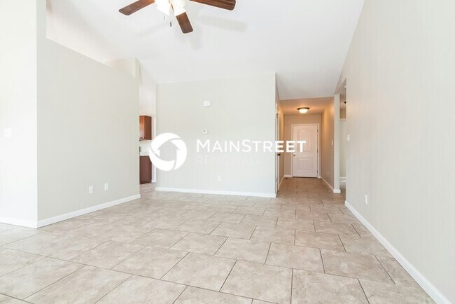 Photo - 3 Bedroom Pet-Friendly Home in Festus, MO with Main Street Renewal