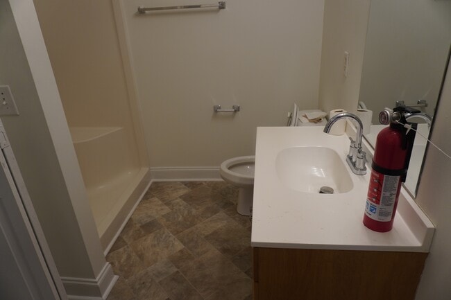Photo - 306 N 30th St