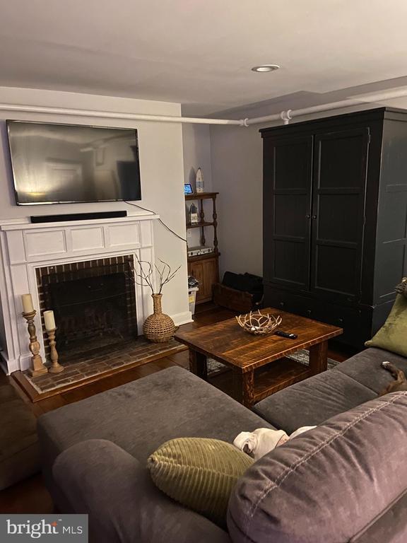 Photo - 303 Baptist Rd