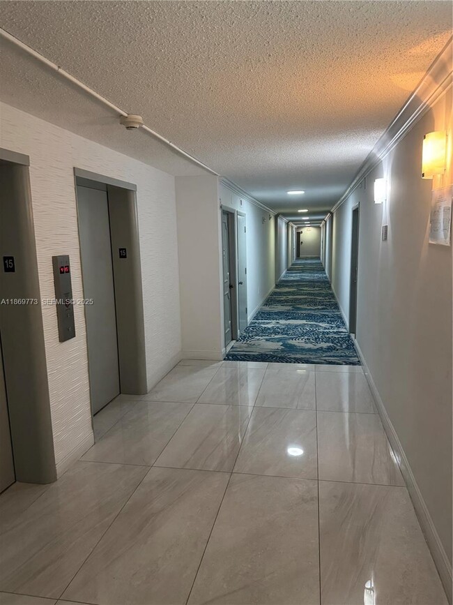 Photo - 1849 S Ocean Dr Unidad 1511