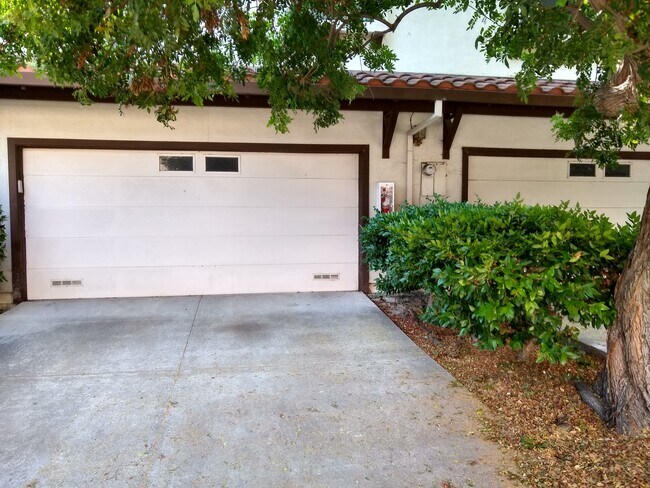 Photo - 1260 Montecito Ave