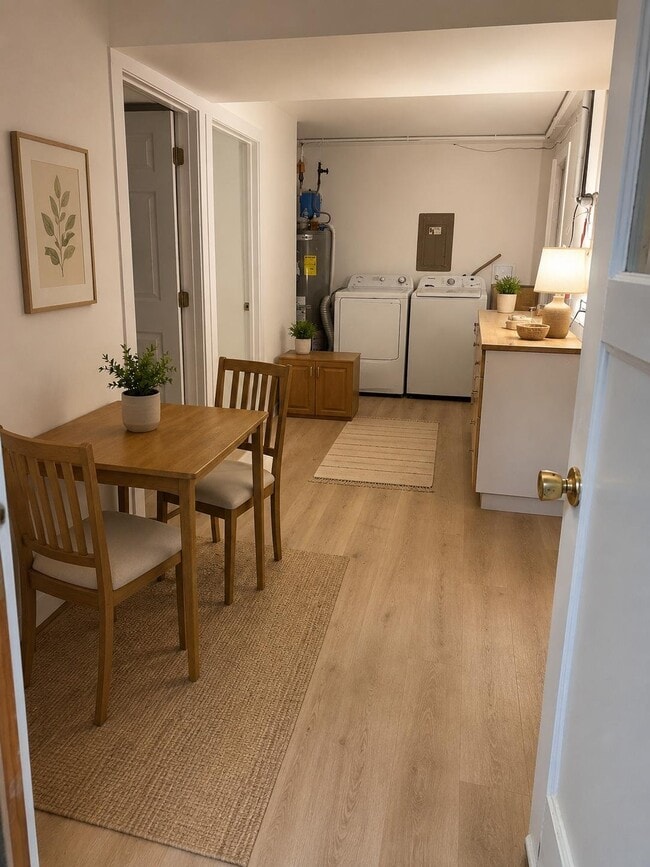 14112 NE 62nd St Unidad 2 BD-1BA
